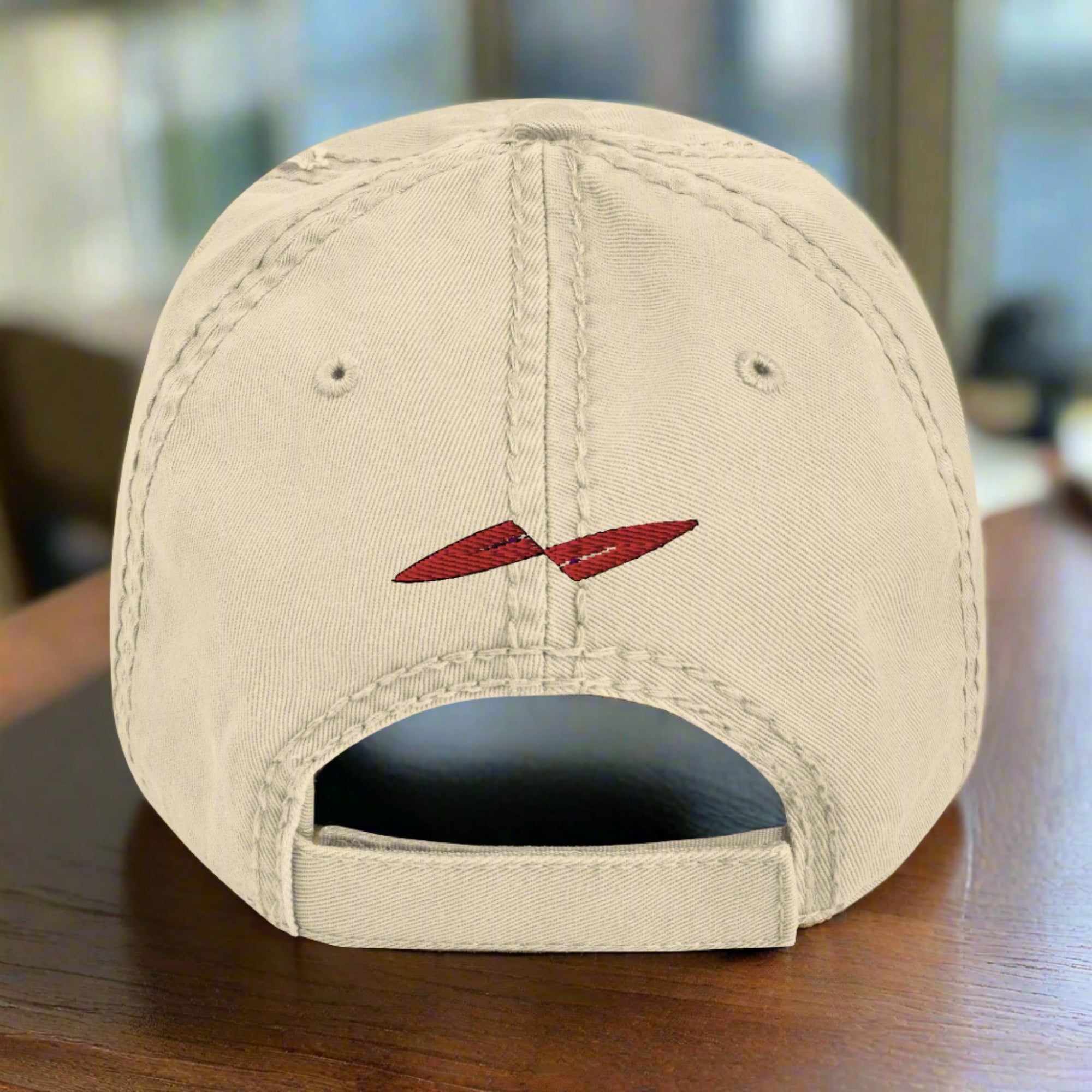 a baseball cap